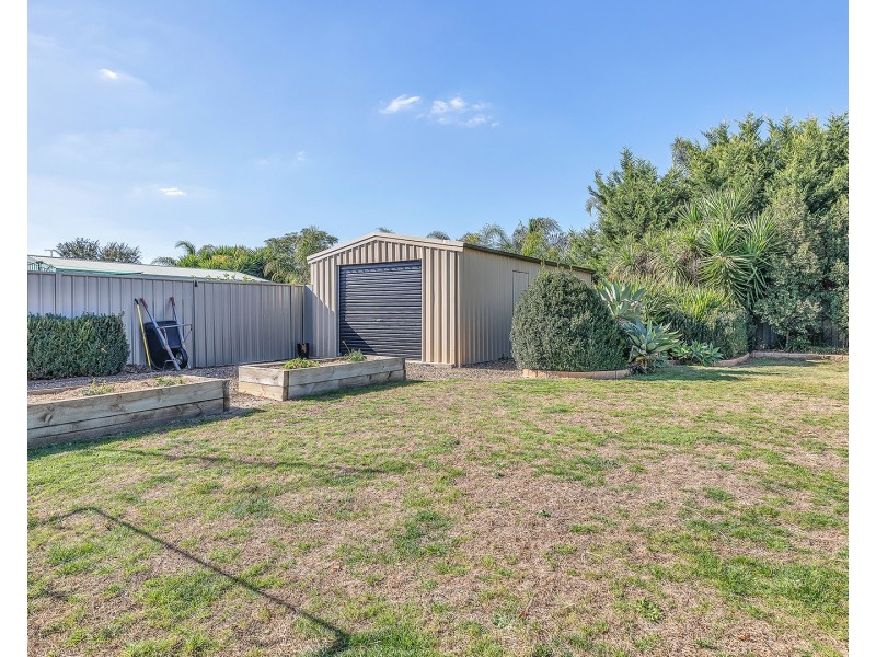 6 Westwood Place, Echuca VIC 3564