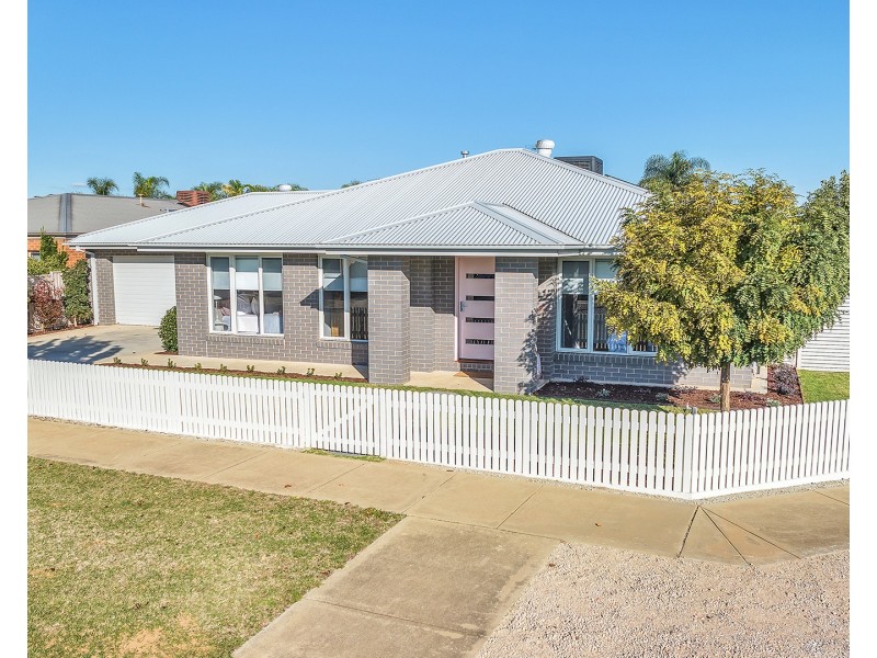 30 Lynch Drive, Echuca VIC 3564