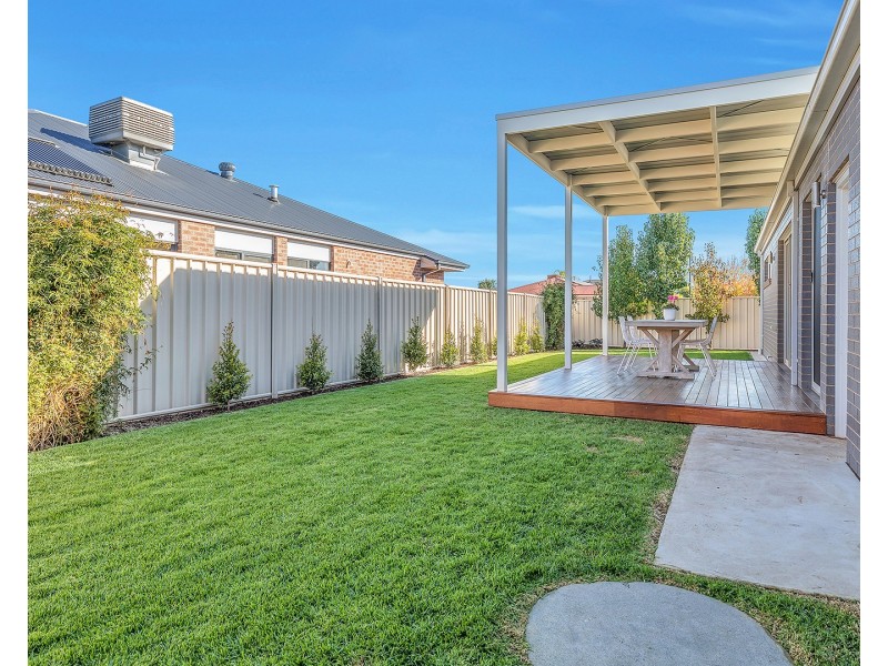 30 Lynch Drive, Echuca VIC 3564