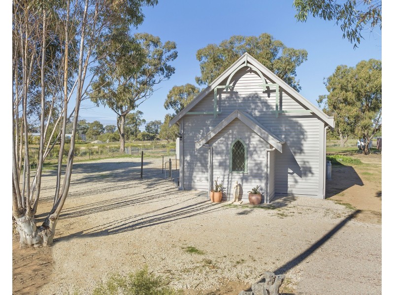 38 Moira Street, Womboota NSW 2731