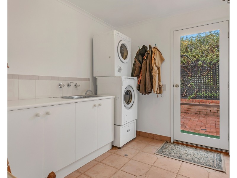 2 Kingfisher East Drive, Moama NSW 2731