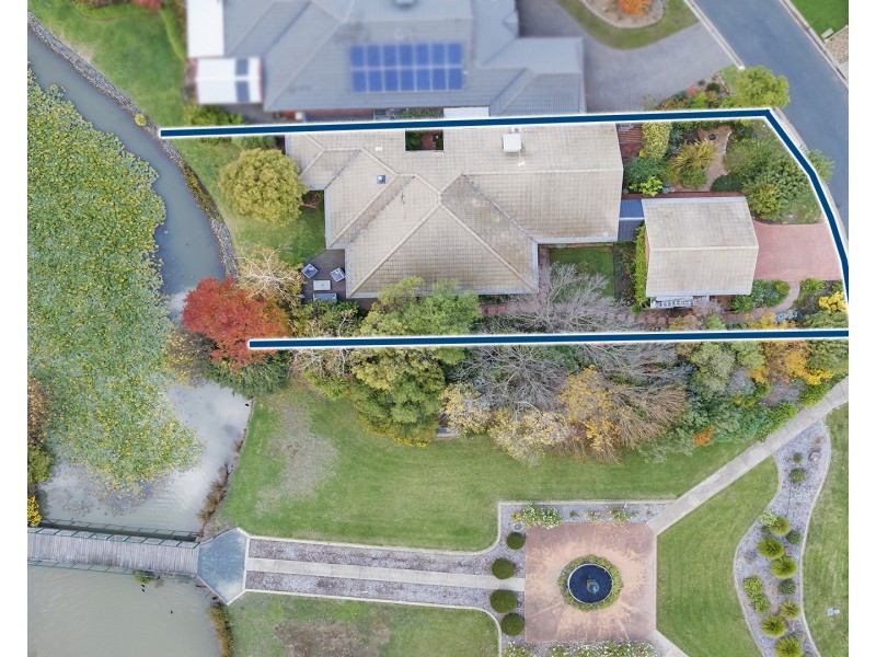2 Kingfisher East Drive, Moama NSW 2731