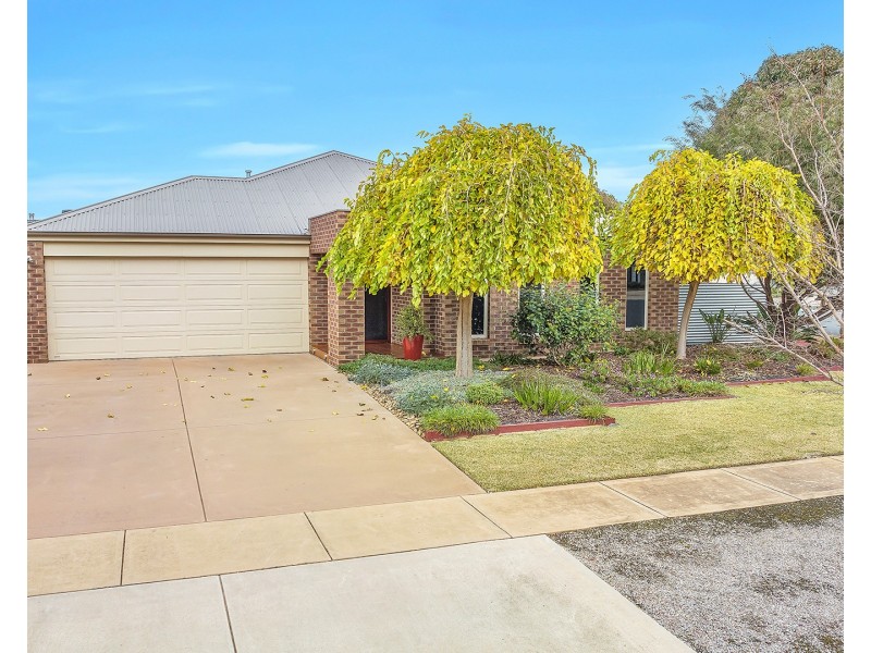 12 Greytown Court, Moama NSW 2731