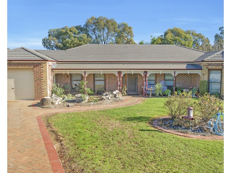 2 Gem Court, Moama NSW 2731