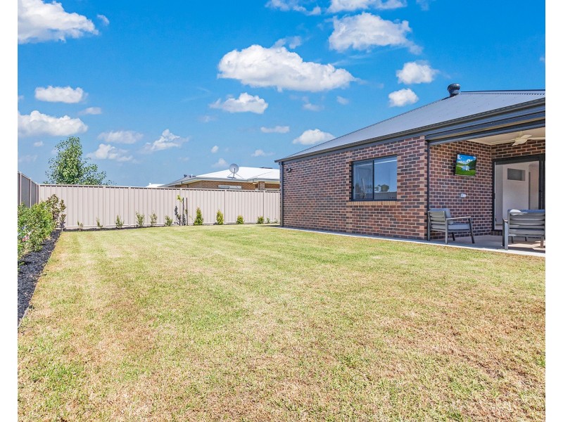 44 Maker Parade, Echuca VIC 3564