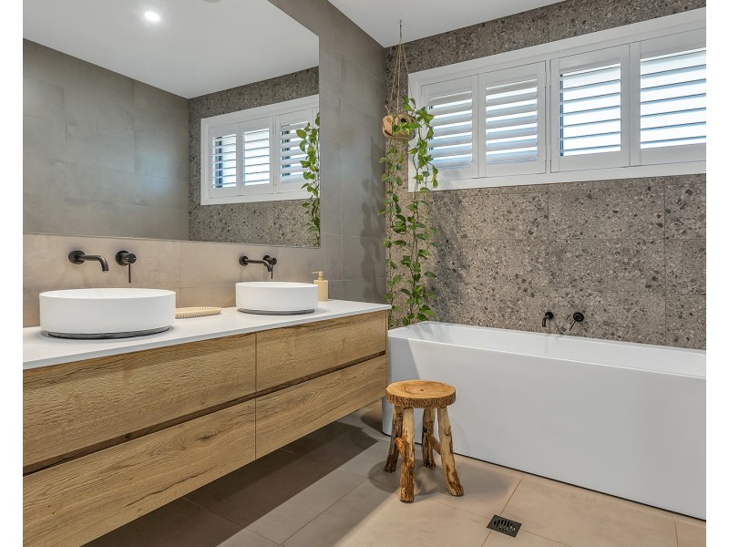 15 Bayaderra Court, Moama NSW 2731