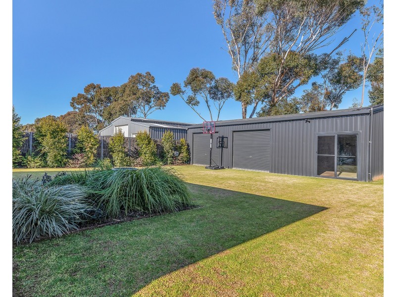 15 Bayaderra Court, Moama NSW 2731