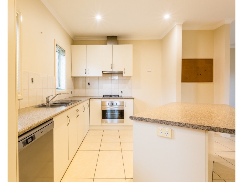 48 Declan Way, Echuca VIC 3564
