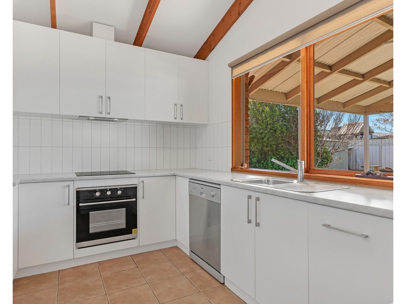 16 Oscar Place, Echuca VIC 3564