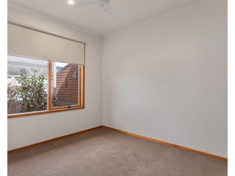 16 Oscar Place, Echuca VIC 3564