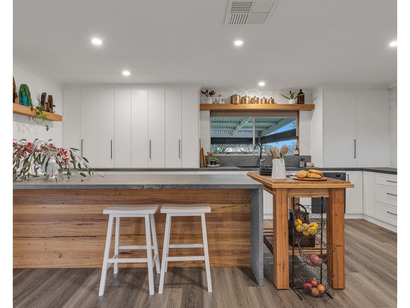 19 Brown Road, Echuca VIC 3564