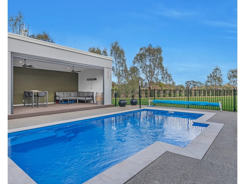 11 Furlong Court, Echuca VIC 3564