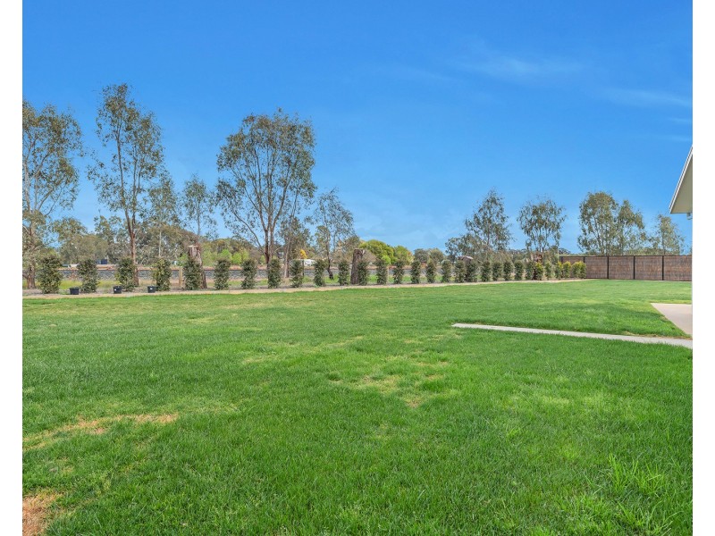 11 Furlong Court, Echuca VIC 3564