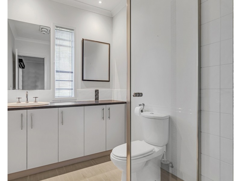 26 Riverina Parade, Echuca VIC 3564