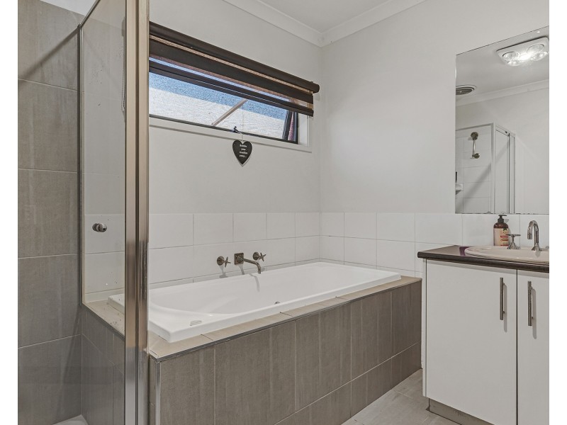 26 Riverina Parade, Echuca VIC 3564