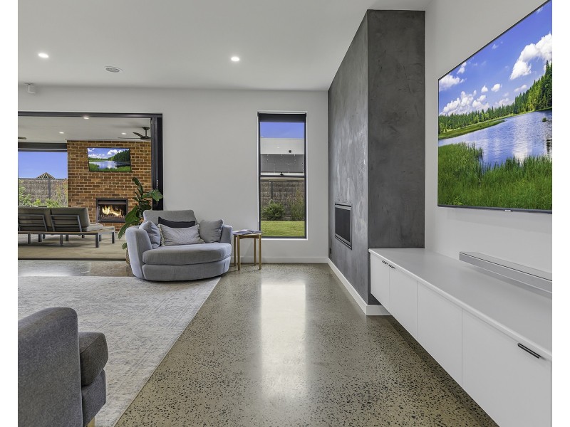 24 Salmongums Drive, Moama NSW 2731