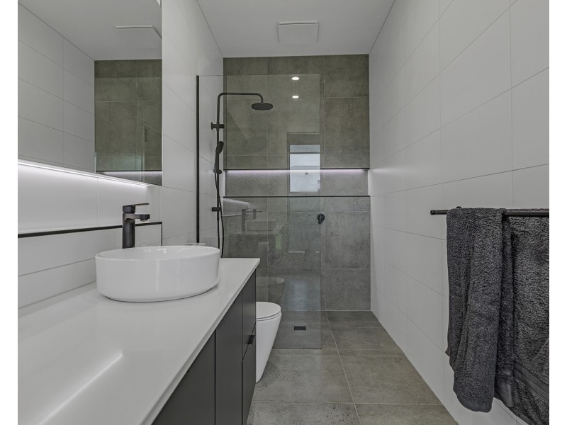 24 Salmongums Drive, Moama NSW 2731