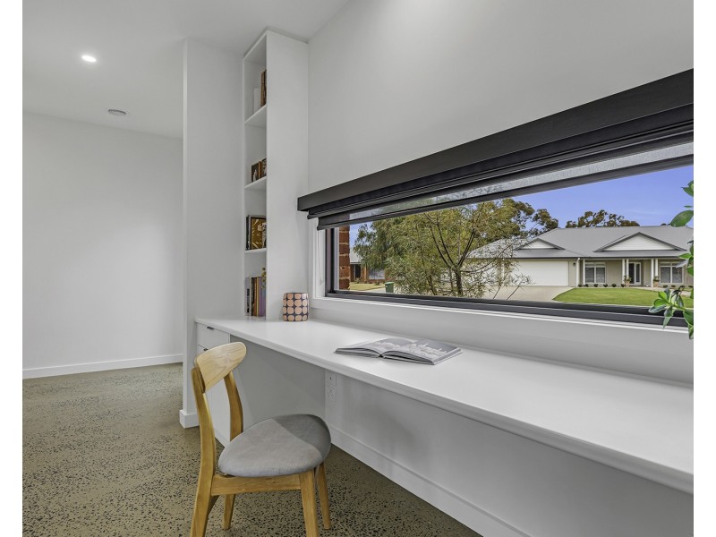 24 Salmongums Drive, Moama NSW 2731