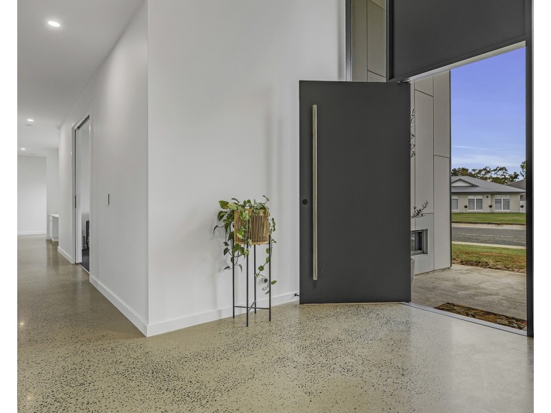 24 Salmongums Drive, Moama NSW 2731