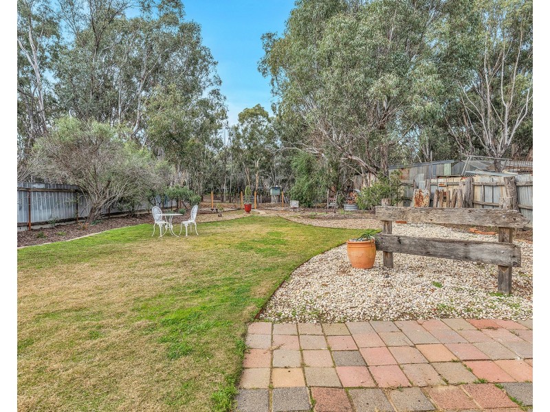 52 Moama Street, Echuca VIC 3564