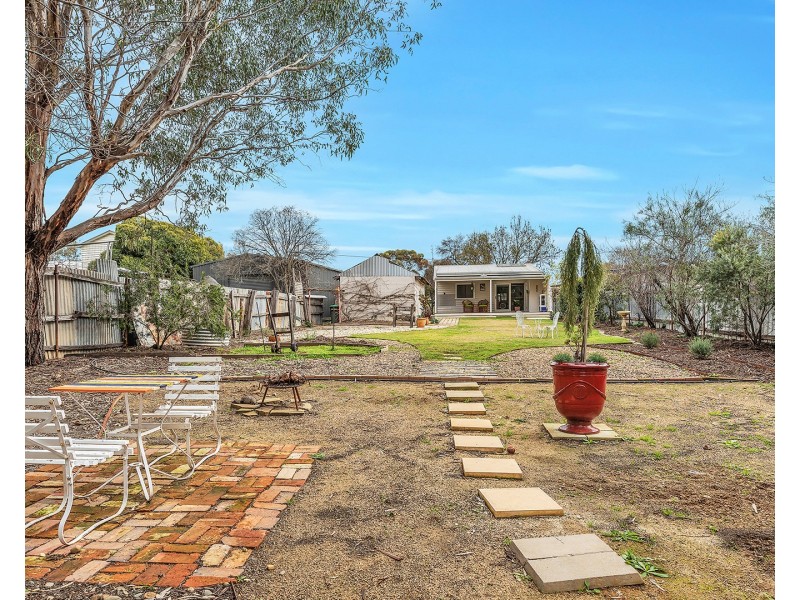 52 Moama Street, Echuca VIC 3564