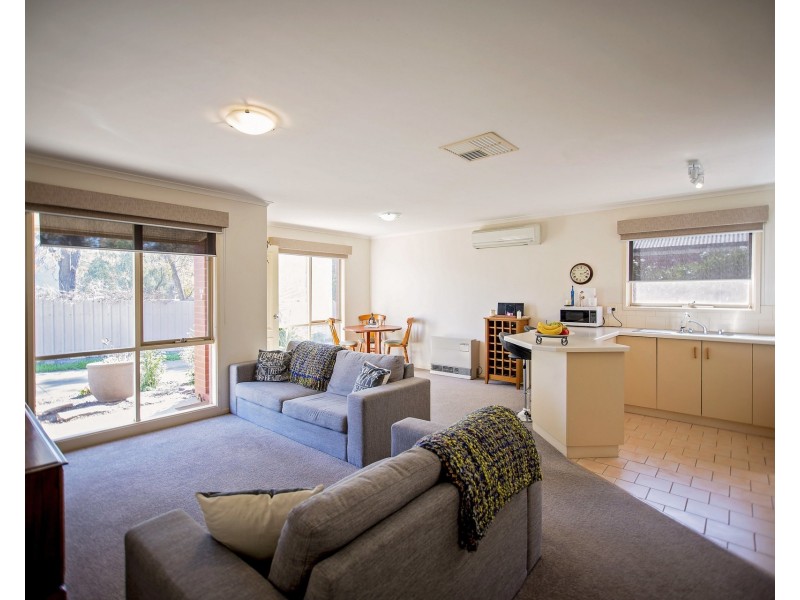 2/132 Hovell Street, Echuca VIC 3564