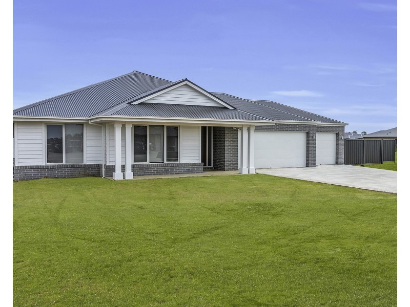 10 Sand Piper Street, Moama NSW 2731