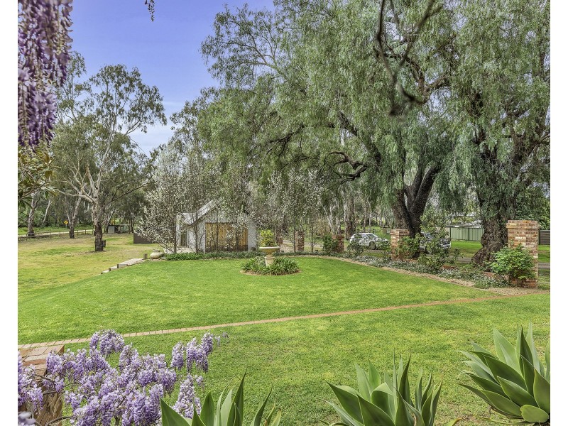 14 Hansen Street, Echuca VIC 3564