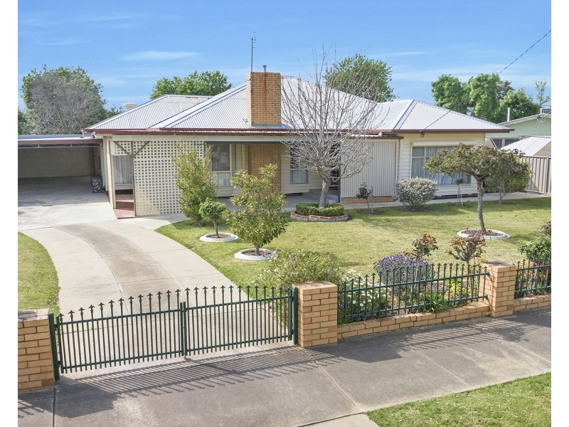 8 Premier Street, Echuca VIC 3564