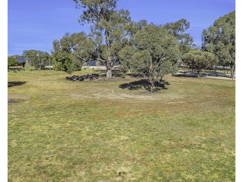 415 Mary Ann Road, Echuca VIC 3564