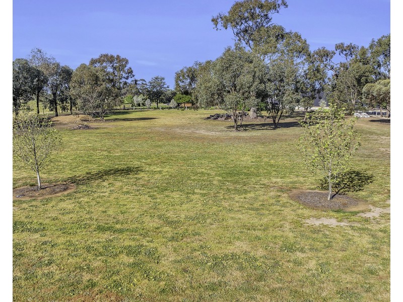 415 Mary Ann Road, Echuca VIC 3564