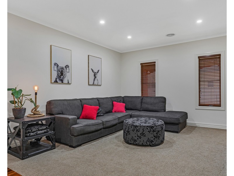 79 Schoeffel Drive, Echuca VIC 3564