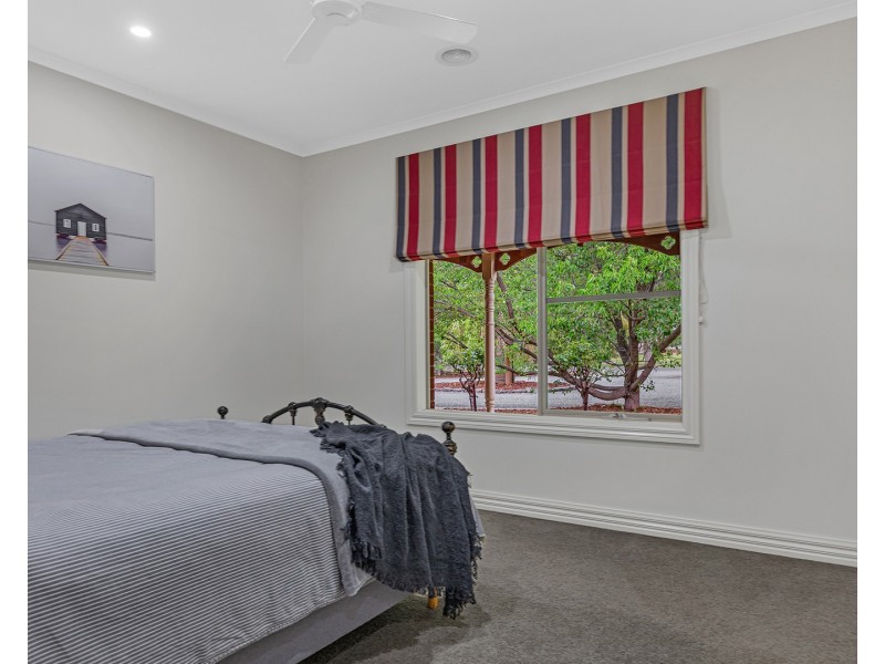 79 Schoeffel Drive, Echuca VIC 3564