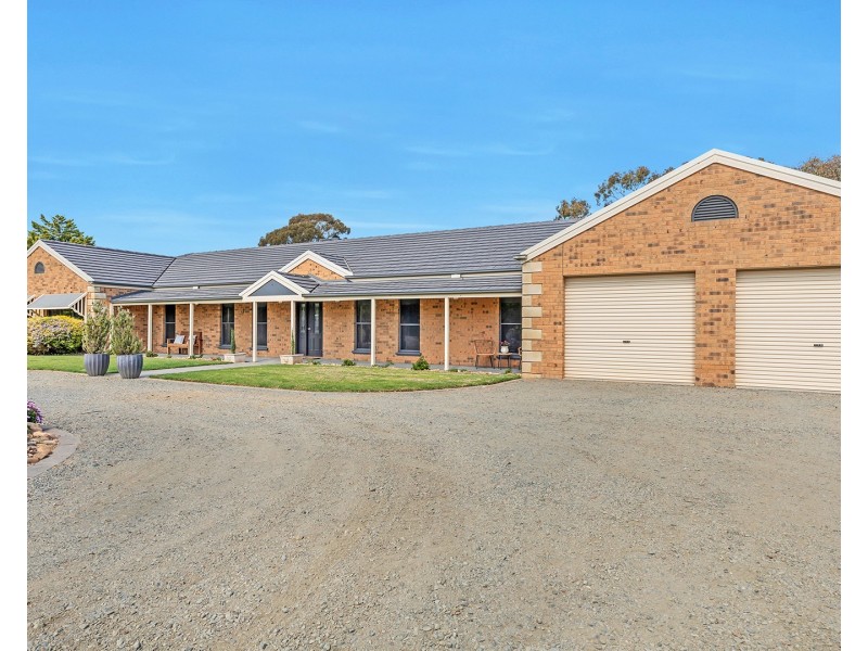 8 Ainsley Court, Echuca VIC 3564