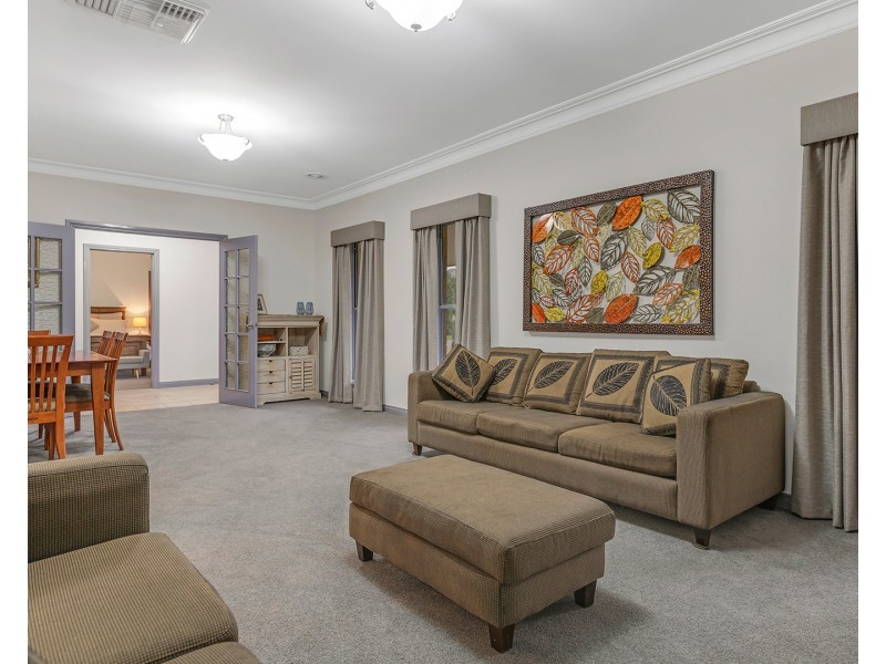 8 Ainsley Court, Echuca VIC 3564