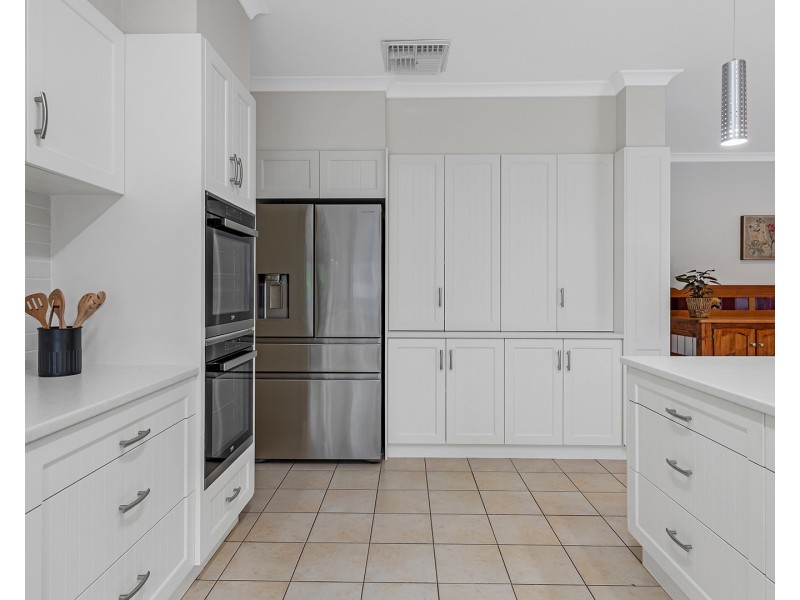 8 Ainsley Court, Echuca VIC 3564