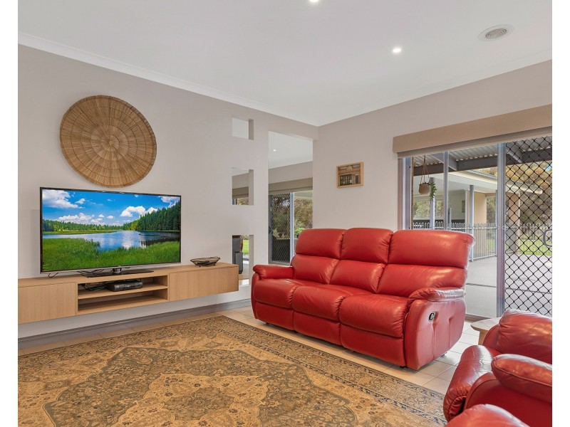 8 Ainsley Court, Echuca VIC 3564