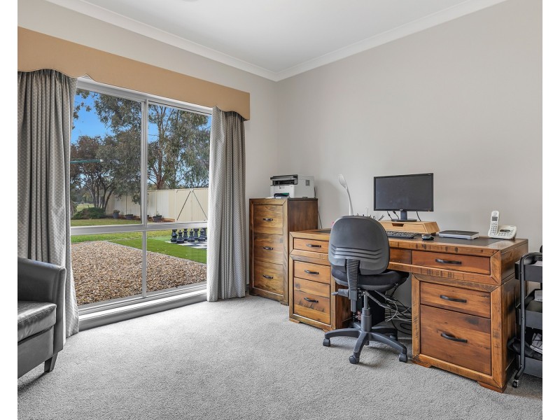 8 Ainsley Court, Echuca VIC 3564