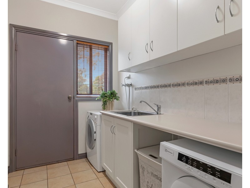 8 Ainsley Court, Echuca VIC 3564