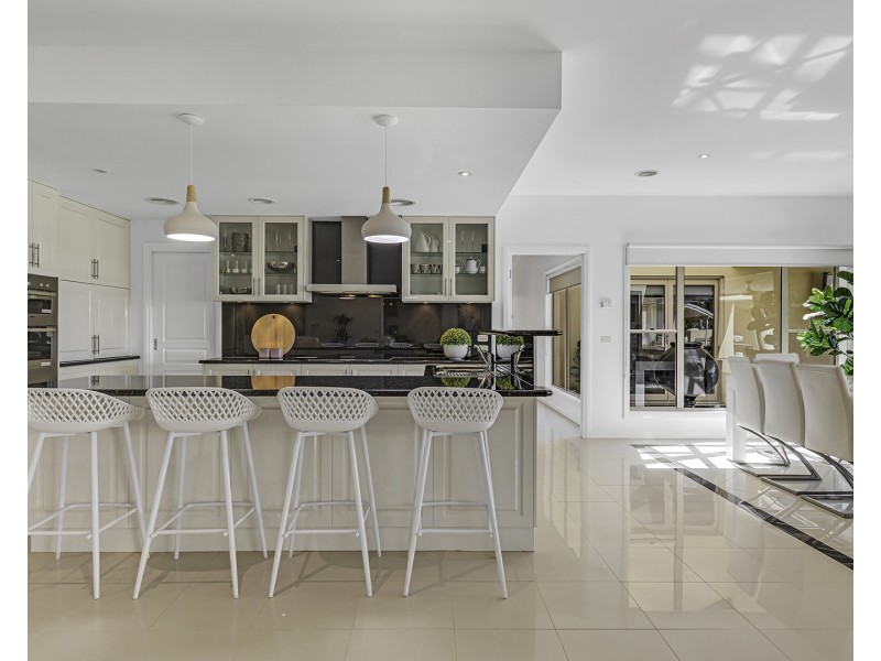 83 Schoeffel Drive, Echuca VIC 3564