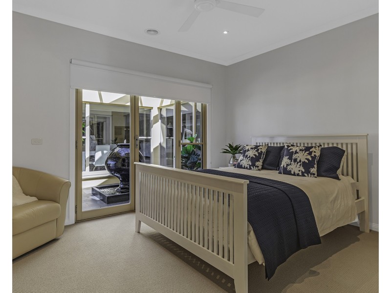 83 Schoeffel Drive, Echuca VIC 3564