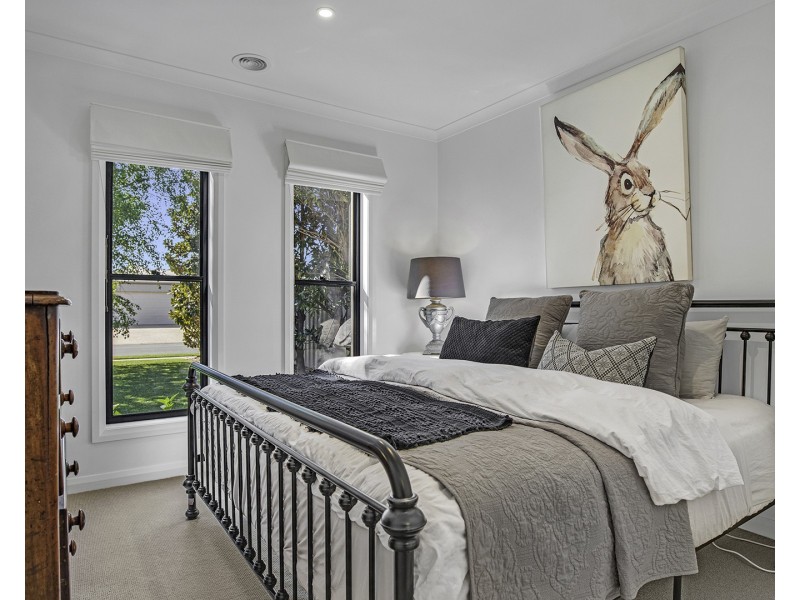 4 Airdrie Court, Moama NSW 2731