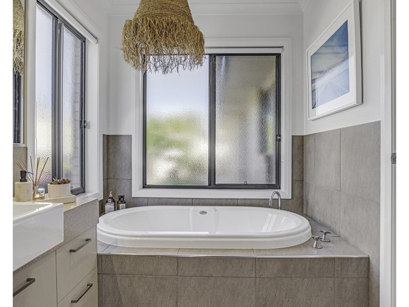 4 Airdrie Court, Moama NSW 2731