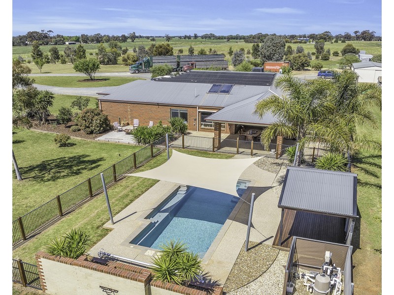 1318 Simmie Road, Strathallan, Echuca VIC 3564