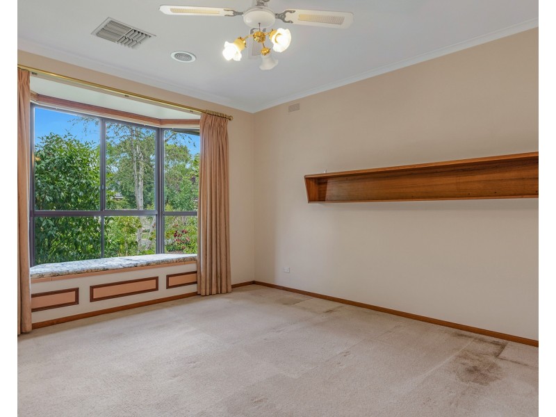 24 Rutley Crescent, Echuca VIC 3564