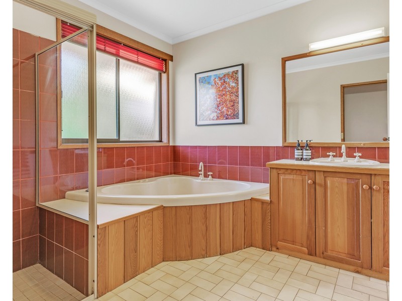 15 Ada Court, Echuca VIC 3564