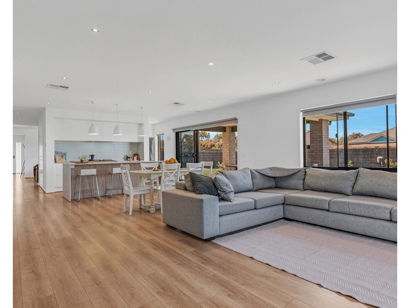 45 Sugar Gums Drive, Moama NSW 2731
