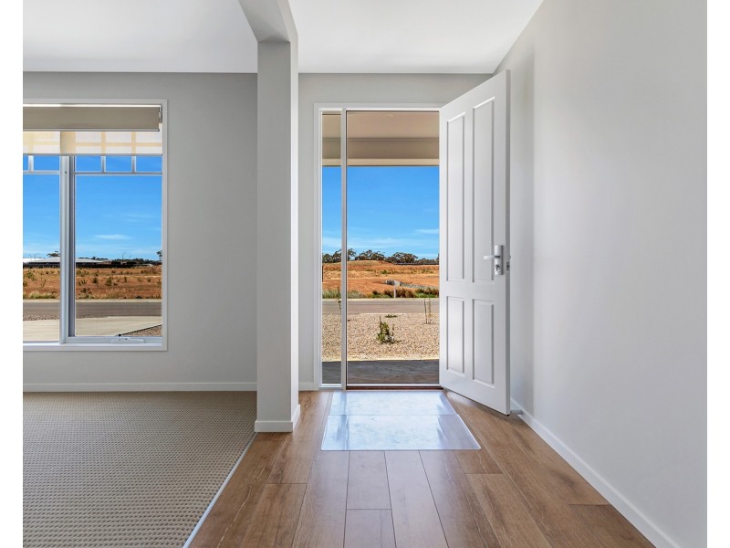 15 Chardonnay Avenue, Moama NSW 2731