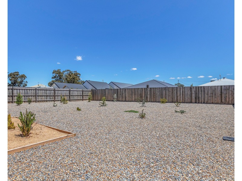 15 Chardonnay Avenue, Moama NSW 2731