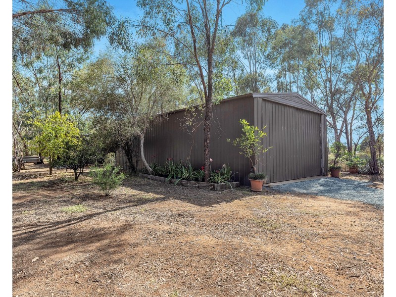 123 Latham Road, Echuca VIC 3564